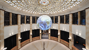 Prvi rođendan Palate nauke